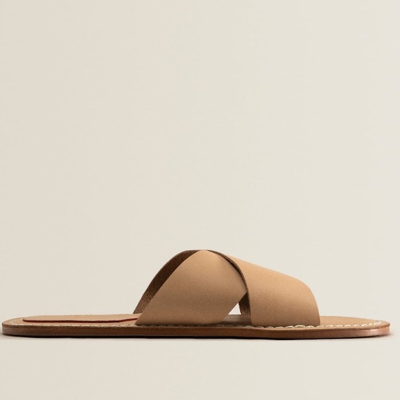 NWT. Zara Home Tan Leather Sandals. Size 10